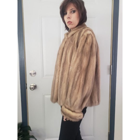 40s(?) Mink Fur Waist Coat - Picture 3 of 6